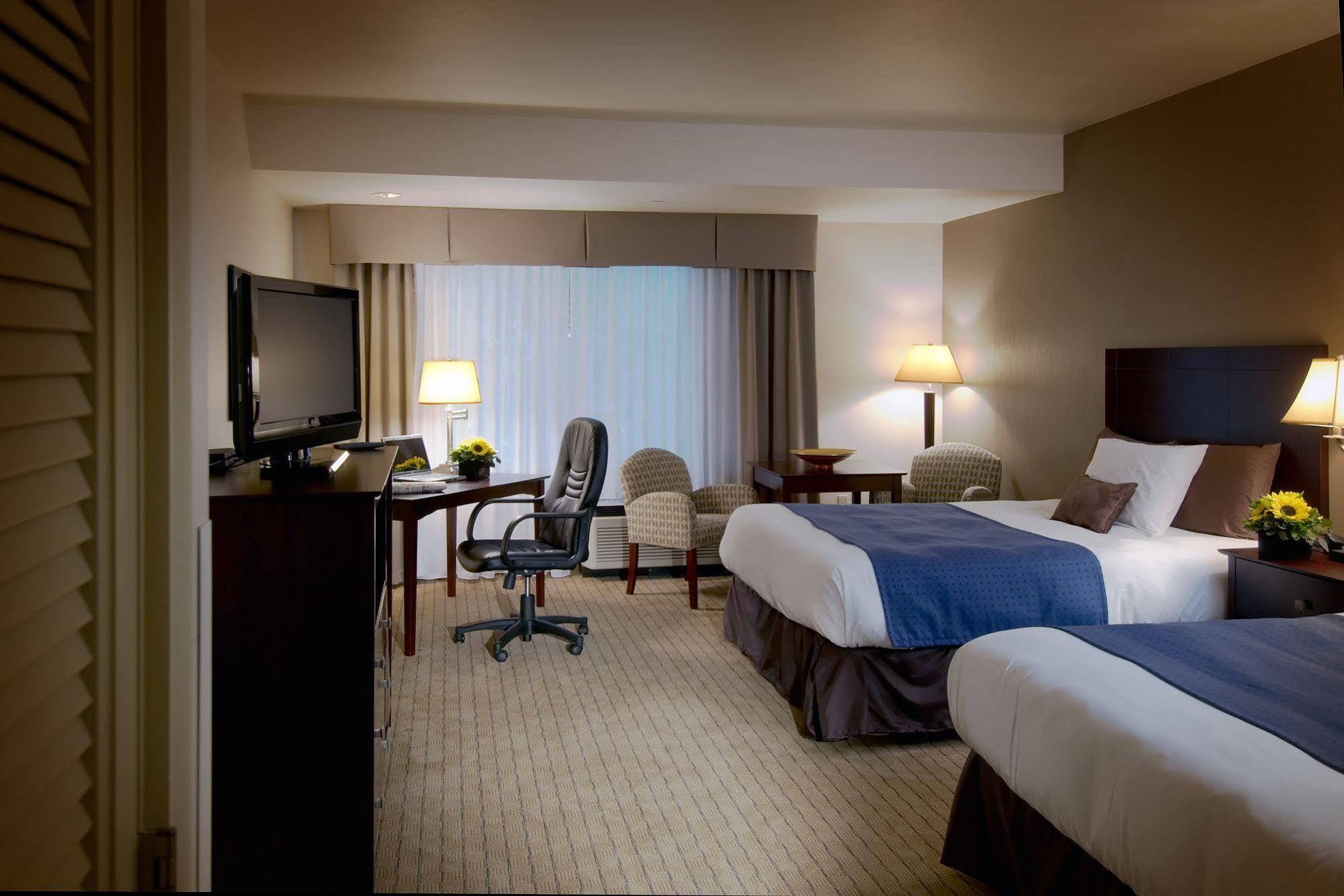 Nichols Village Hotel And Spa Clarks Summit Εξωτερικό φωτογραφία